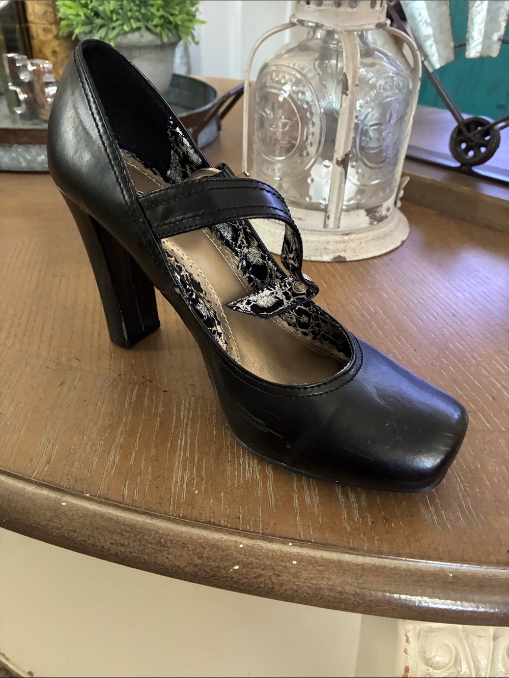 Women's Black Mary Jane High Heel Pump with Cross Strap